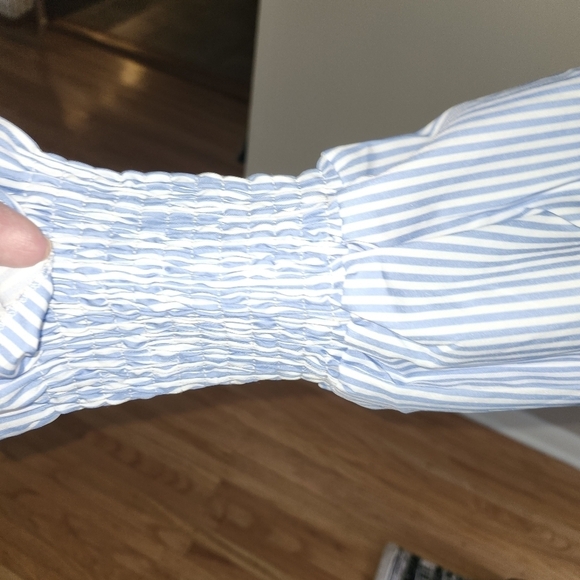 NWOT blue Striped Long sleeved Womens Blouse - Picture 5 of 5